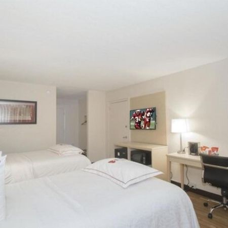 Days Inn By Wyndham Neptune Beach แจ็กสันวิลล์บีช ภายนอก รูปภาพ