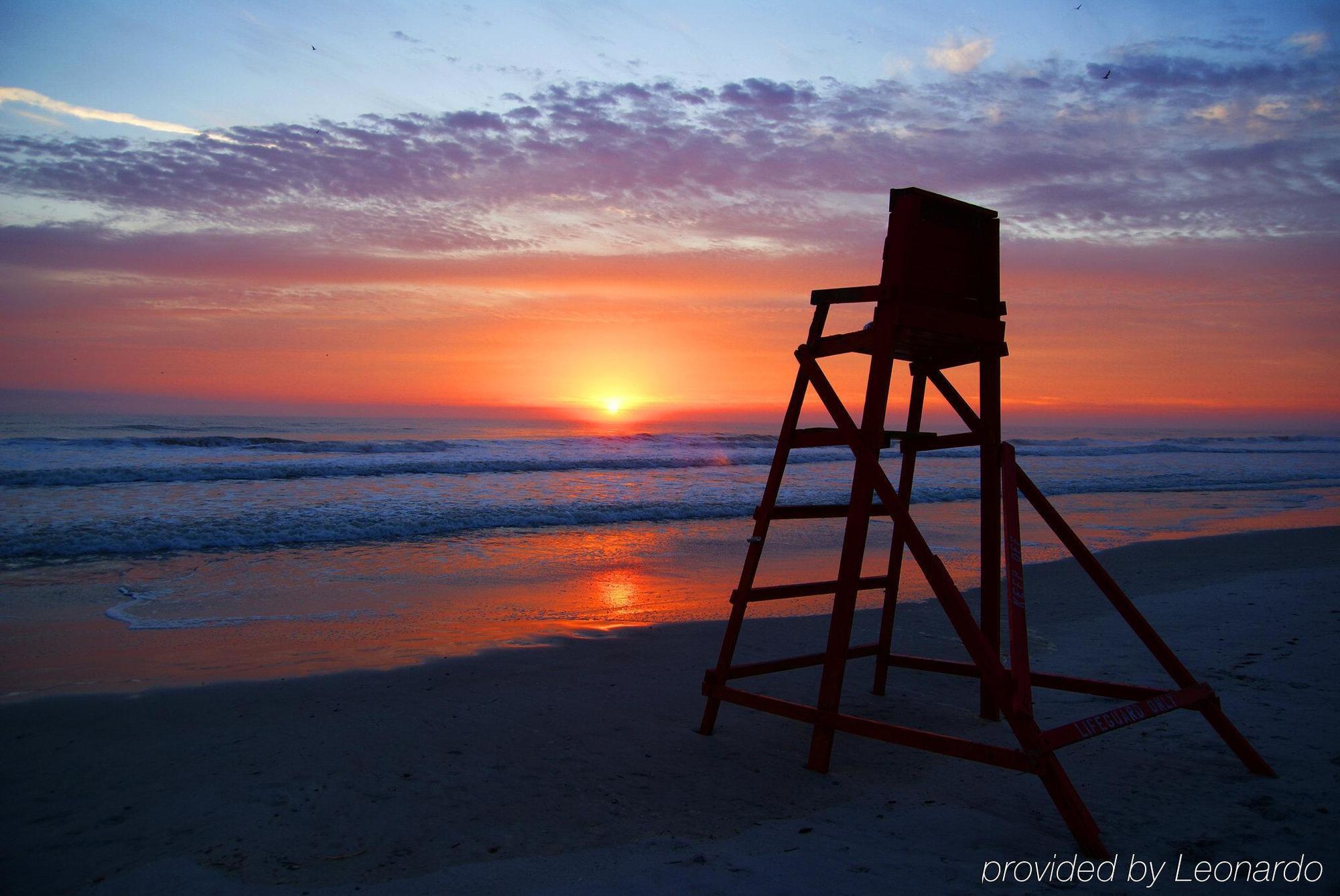 Days Inn By Wyndham Neptune Beach แจ็กสันวิลล์บีช ภายนอก รูปภาพ