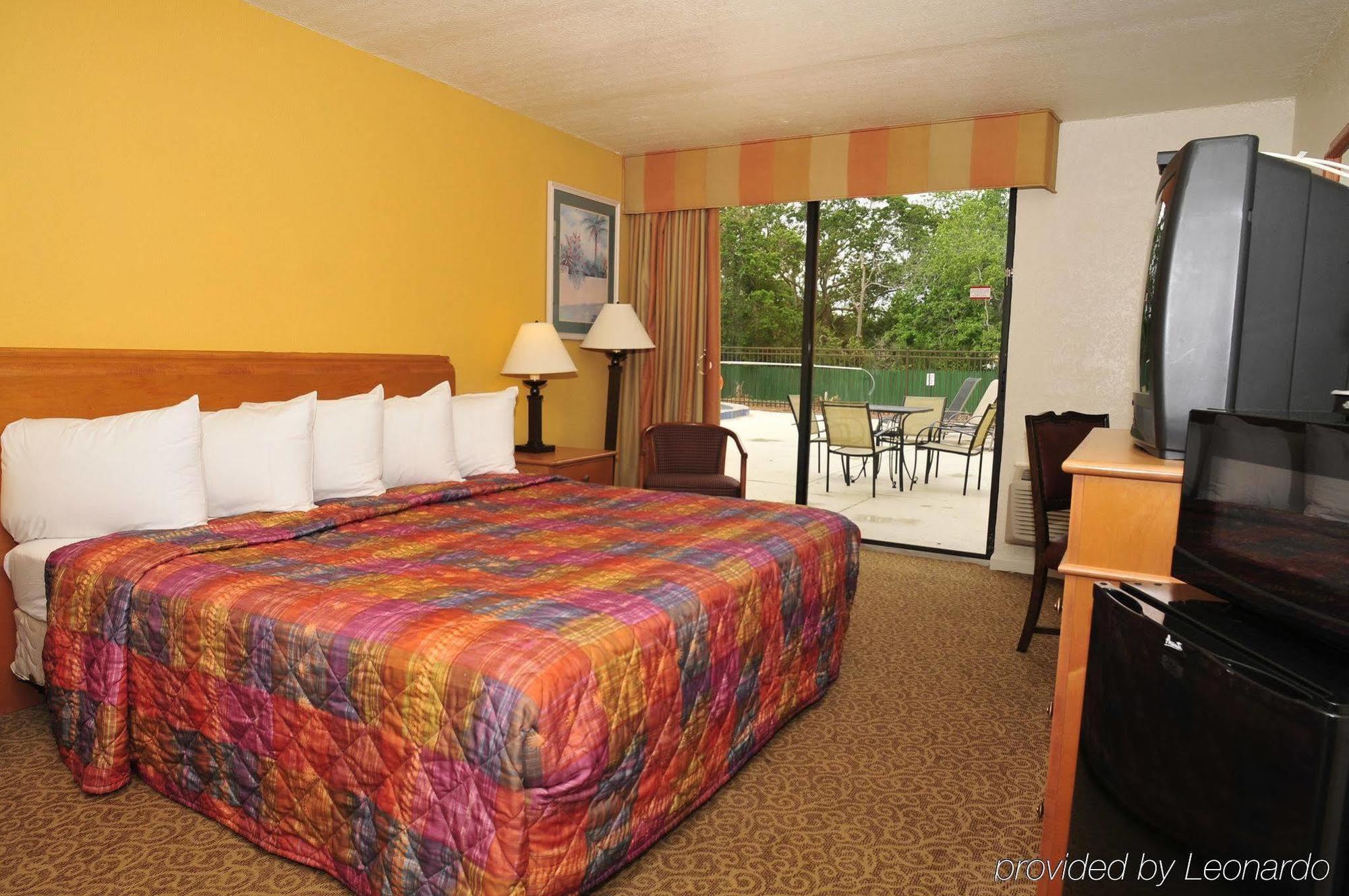 Days Inn By Wyndham Neptune Beach แจ็กสันวิลล์บีช ภายนอก รูปภาพ