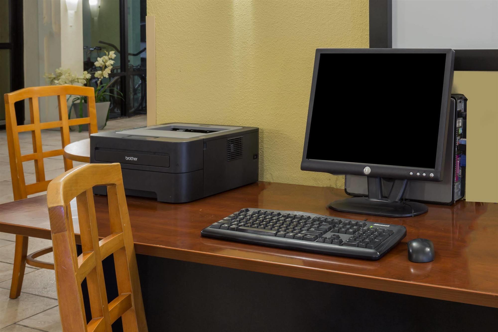 Days Inn By Wyndham Neptune Beach แจ็กสันวิลล์บีช ภายนอก รูปภาพ